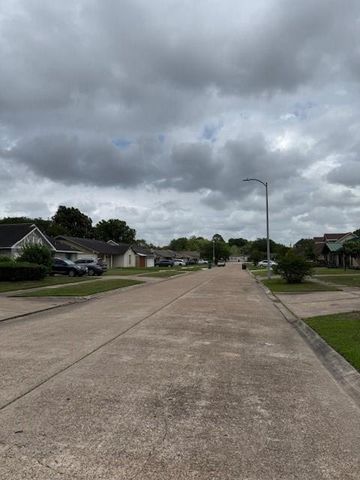 4810 Crepe Myrtle Lane, Pasadena, TX 77505