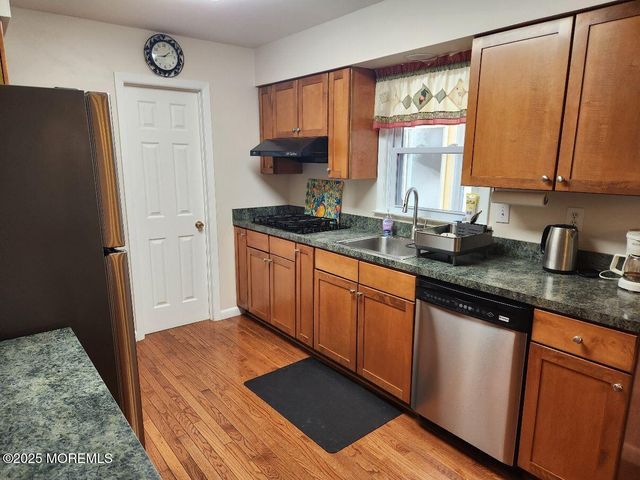 531 Azalea Drive, Brick, NJ 08724