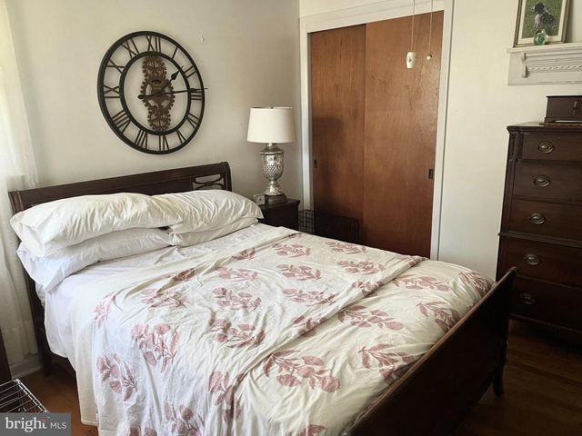 2018 PINEVIEW DR, York, PA 17408