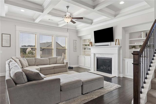 319 Tarnbrook Chase, Suwanee, GA 30024