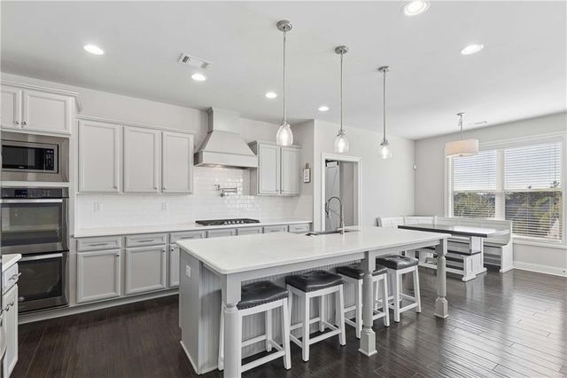 319 Tarnbrook Chase, Suwanee, GA 30024