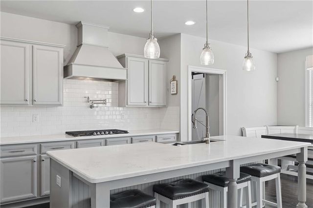 319 Tarnbrook Chase, Suwanee, GA 30024