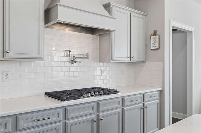 319 Tarnbrook Chase, Suwanee, GA 30024