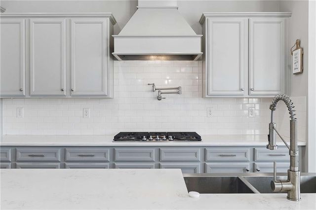 319 Tarnbrook Chase, Suwanee, GA 30024