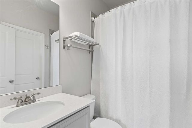 319 Tarnbrook Chase, Suwanee, GA 30024