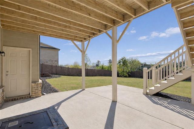 319 Tarnbrook Chase, Suwanee, GA 30024