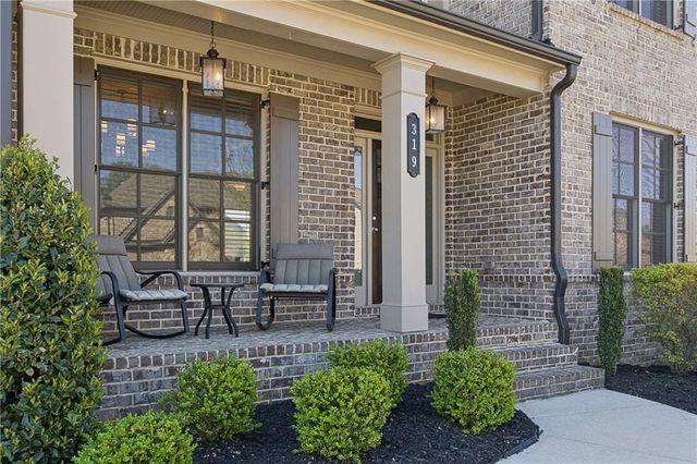 319 Tarnbrook Chase, Suwanee, GA 30024