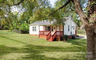 2500 Old Steele Creek Road, Charlotte, NC 28208