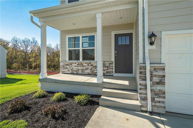 17813 Green Road, Gardner, KS 66030