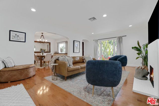 11441 Kittridge Street, North Hollywood (los Angeles), CA 91606