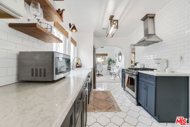 11441 Kittridge Street, North Hollywood (los Angeles), CA 91606
