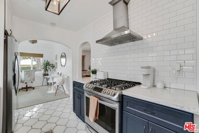 11441 Kittridge Street, North Hollywood (los Angeles), CA 91606