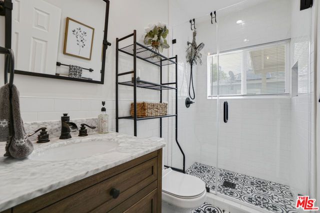 11441 Kittridge Street, North Hollywood (los Angeles), CA 91606