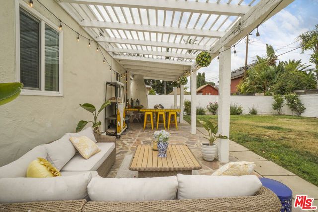 11441 Kittridge Street, North Hollywood (los Angeles), CA 91606