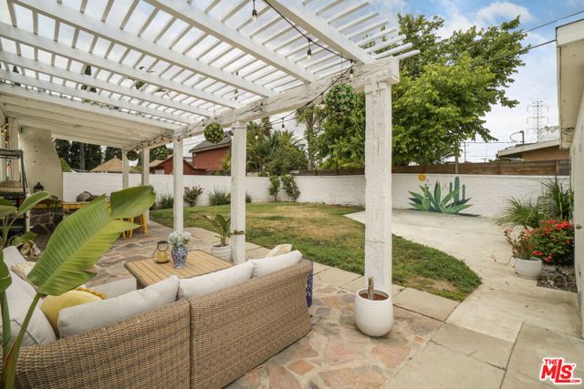 11441 Kittridge Street, North Hollywood (los Angeles), CA 91606