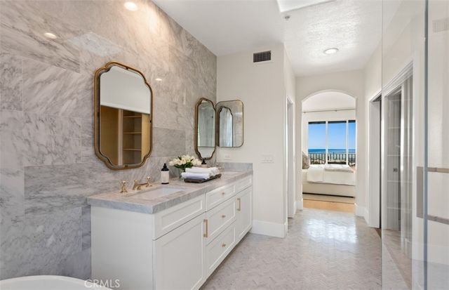 7 Suprema Drive, Newport Coast, CA 92657