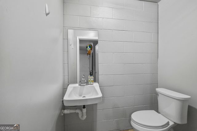 11909 Augusta Road, Lavonia, GA 30553