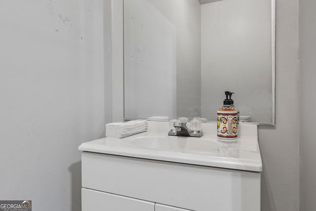 11909 Augusta Road, Lavonia, GA 30553