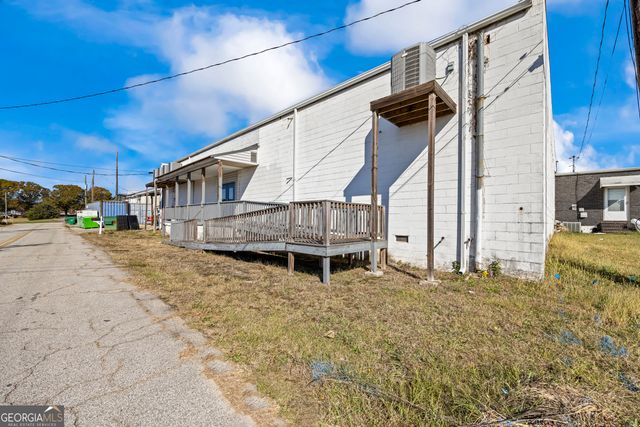 11909 Augusta Road, Lavonia, GA 30553