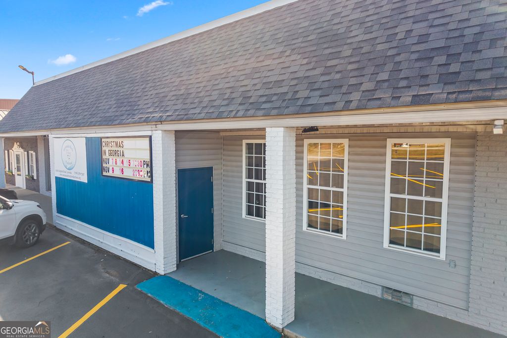 11909 Augusta Road, Lavonia, GA 30553