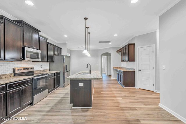 601 Winfall Drive, Holly Ridge, NC 28445