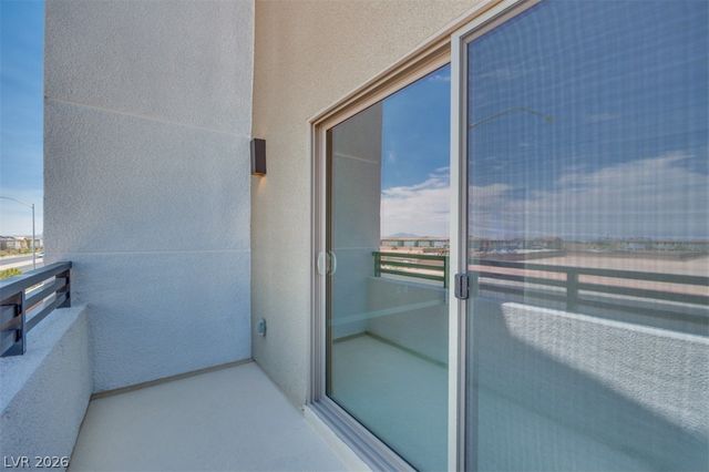 4352 Tallow Falls Avenue, Las Vegas, NV 89141