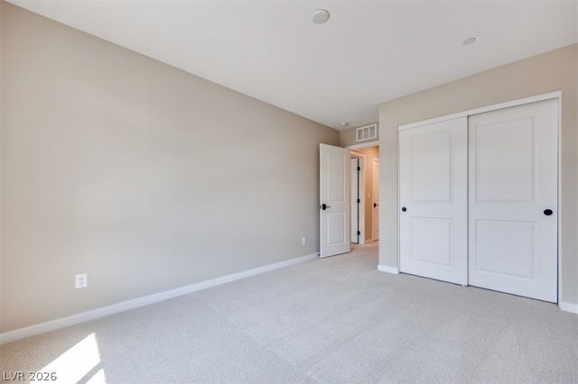 4352 Tallow Falls Avenue, Las Vegas, NV 89141