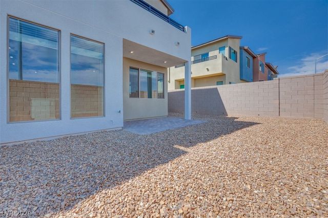 4352 Tallow Falls Avenue, Las Vegas, NV 89141