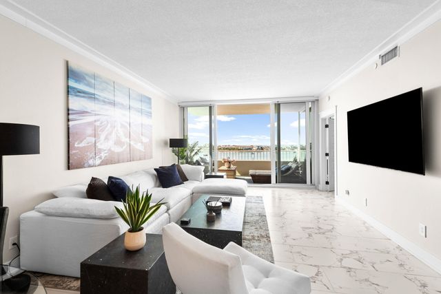 320 Harbor Boulevard B402, Destin, FL 32541