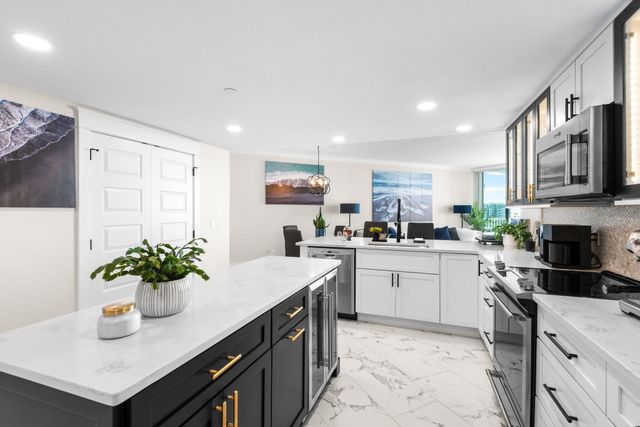 320 Harbor Boulevard B402, Destin, FL 32541