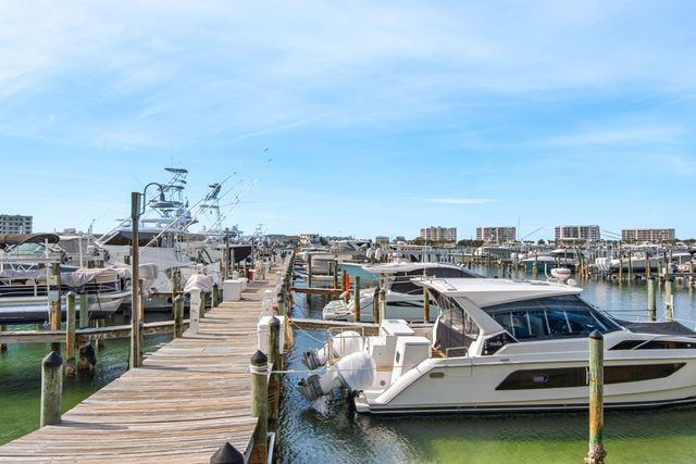 320 Harbor Boulevard B402, Destin, FL 32541