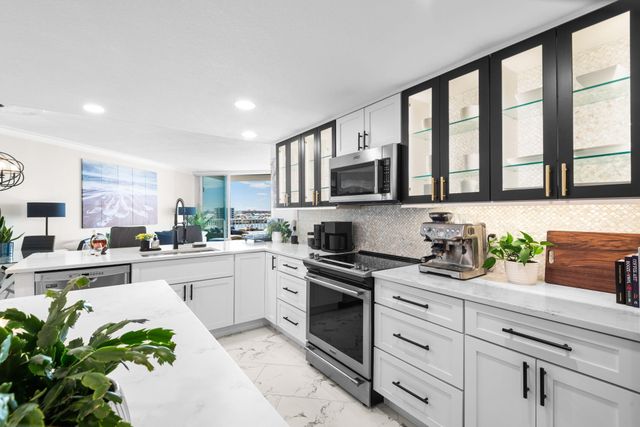 320 Harbor Boulevard B402, Destin, FL 32541