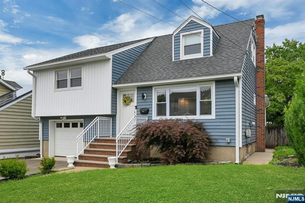 57 Ottawa Avenue, Hasbrouck Heights, NJ 07604