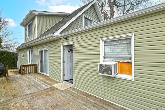 32 Coolidge Street, Bellmore, NY 11710