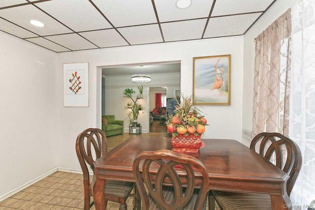 32 Coolidge Street, Bellmore, NY 11710