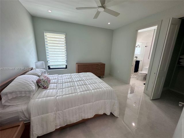 8410 SW 65 AVE, South Miami, FL 33143