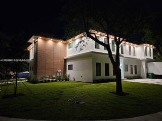 8410 SW 65 AVE, South Miami, FL 33143