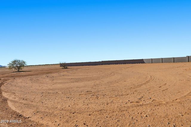 23131 W Skinner Road, Wittmann, AZ 85361