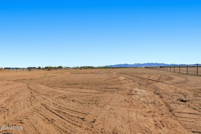 23131 W Skinner Road, Wittmann, AZ 85361