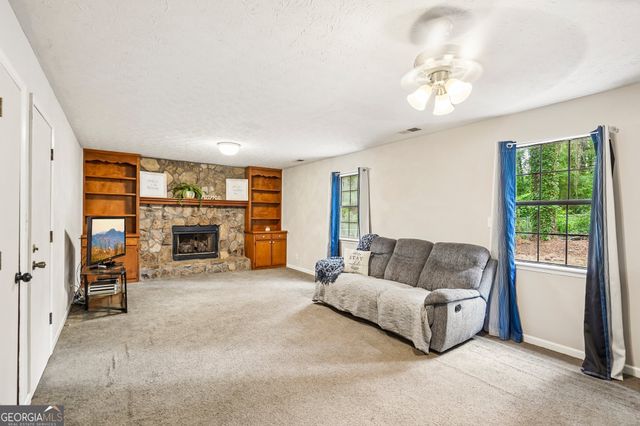 131 Jennifer Lane, Mcdonough, GA 30253