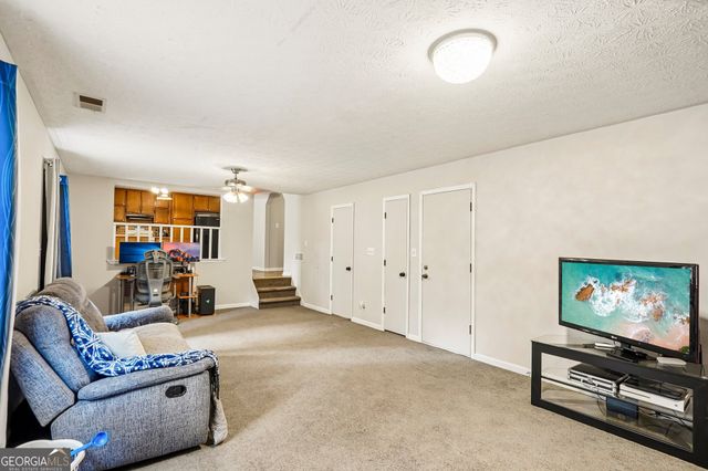 131 Jennifer Lane, Mcdonough, GA 30253