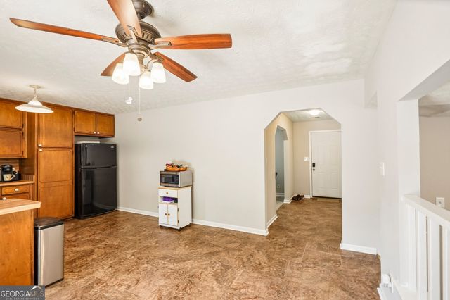 131 Jennifer Lane, Mcdonough, GA 30253