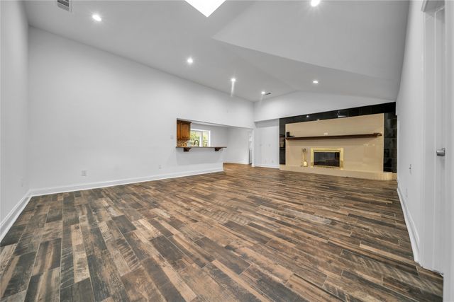 2516 Pinebluff Drive, Dallas, TX 75228