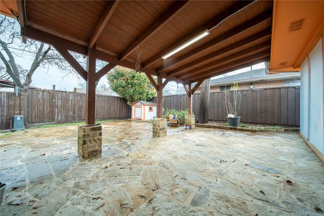 2516 Pinebluff Drive, Dallas, TX 75228