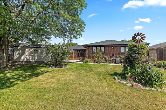 7637 Sequoia Court, Orland Park, IL 60462