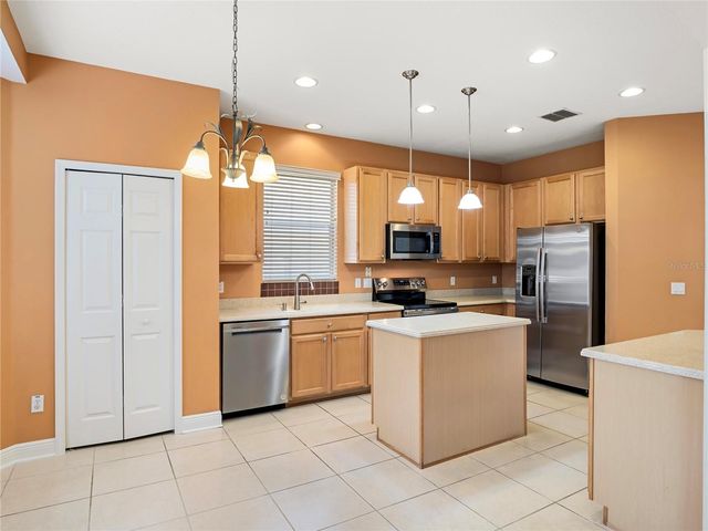 375 BRENTWOOD CLUB COVE, Longwood, FL 32750