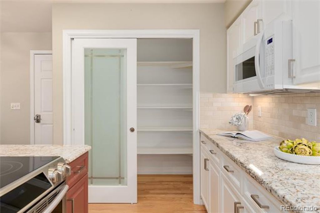 Image 16 of property listing at 9476 Southern Hills Circle, Lone Tree, CO 80124