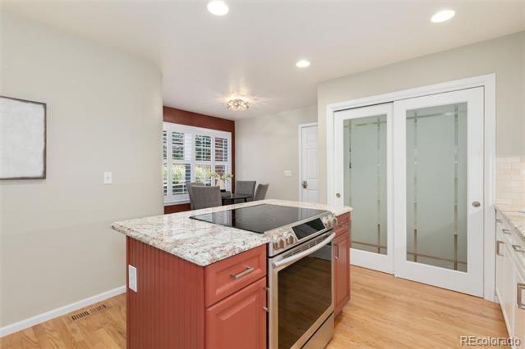 Image 17 of property listing at 9476 Southern Hills Circle, Lone Tree, CO 80124