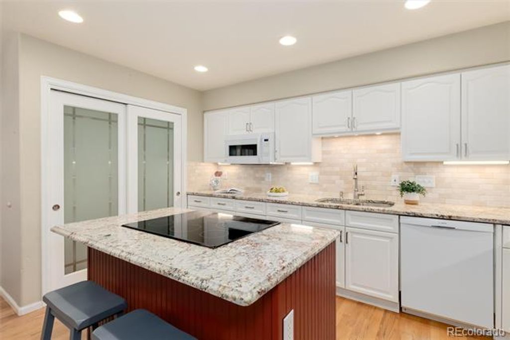 Image 18 of property listing at 9476 Southern Hills Circle, Lone Tree, CO 80124