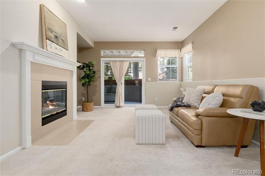 Image 34 of property listing at 9476 Southern Hills Circle, Lone Tree, CO 80124